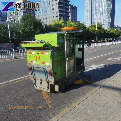 Municipal Electric Sweeper